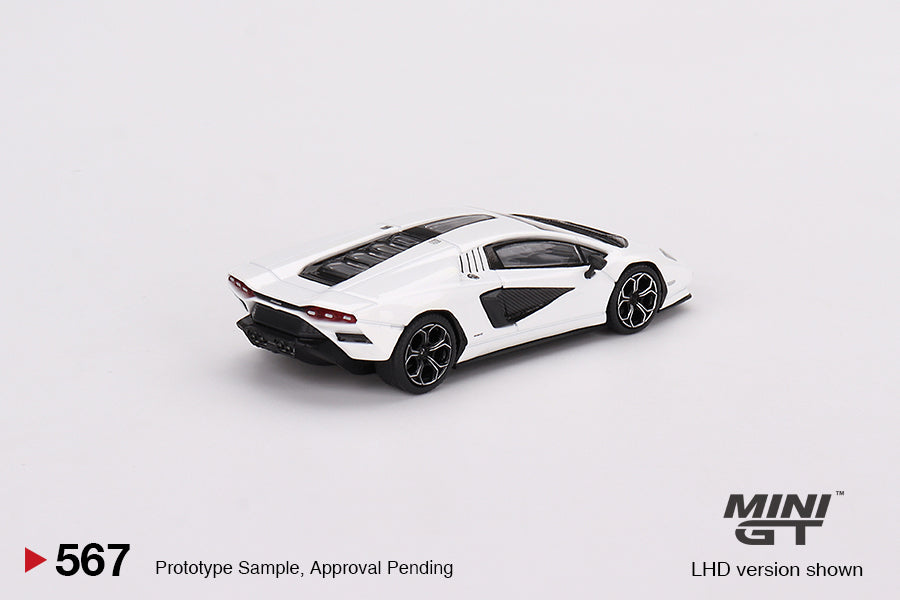 Lamborghini Countach LPI 800-4 Bianco Siderale MGT00567