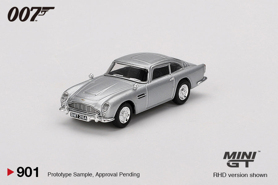 Aston Martin DB5 “Thunderball” MGT00901-007E