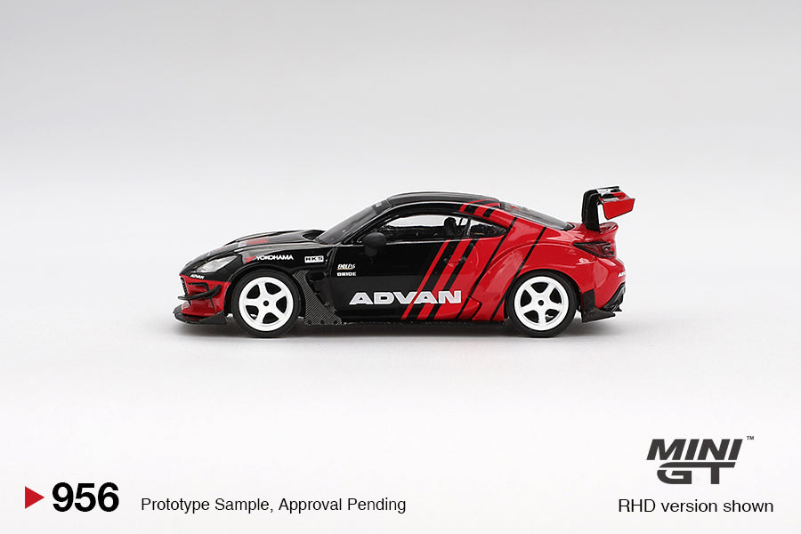 Toyota GR86 HKS TYPE R ADVAN 2022 Tokyo Auto Salon MGT00956