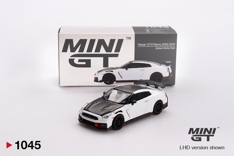 (Preorder) Nissan GT-R Nismo 2024 Brilliant White Pearl  MGT01045