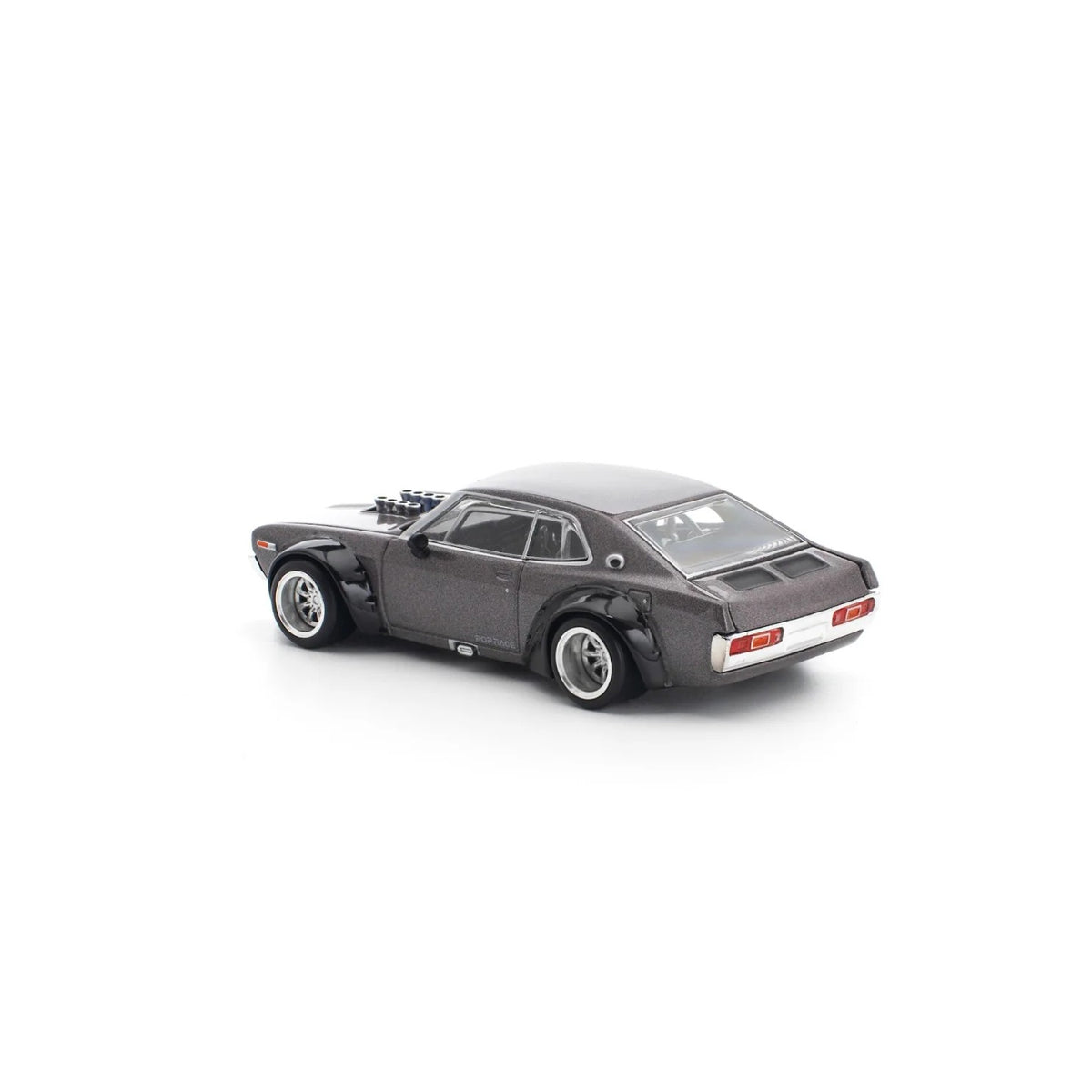 Nissan Laurel C130 Gris métallisé