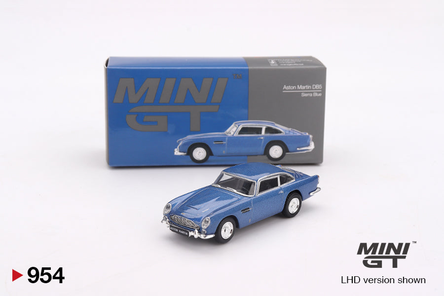 Aston Martin DB5 Sierra Blue MGT00954