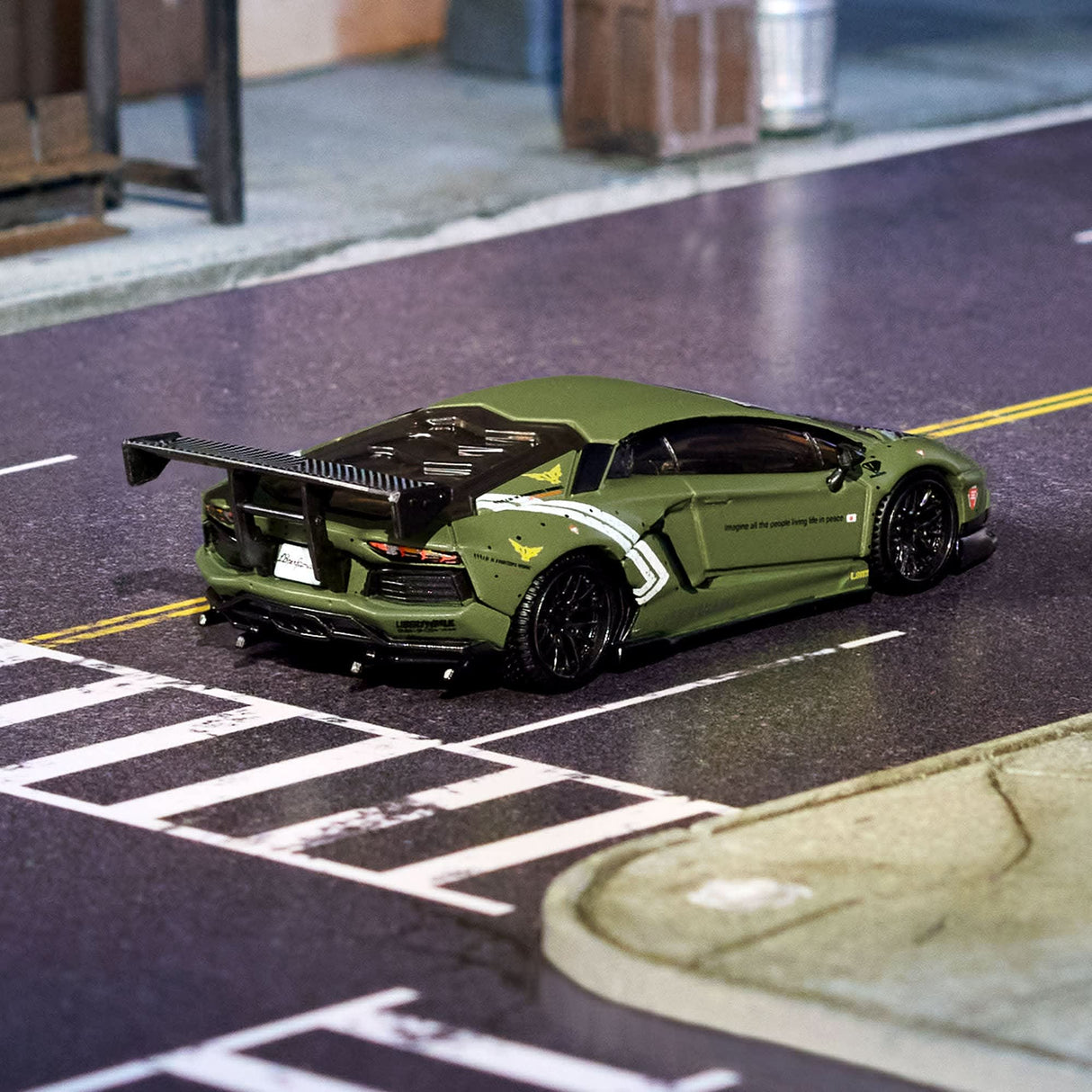 Elite 64 LBWK Lamborghini Aventador LP 700-4 Green