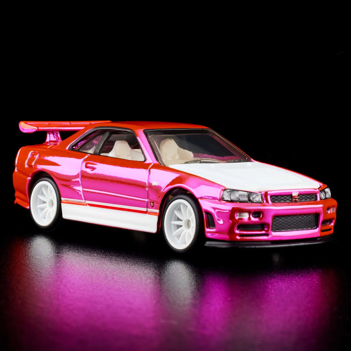 RLC Nissan Skyline GT-R R34 Pink Edition