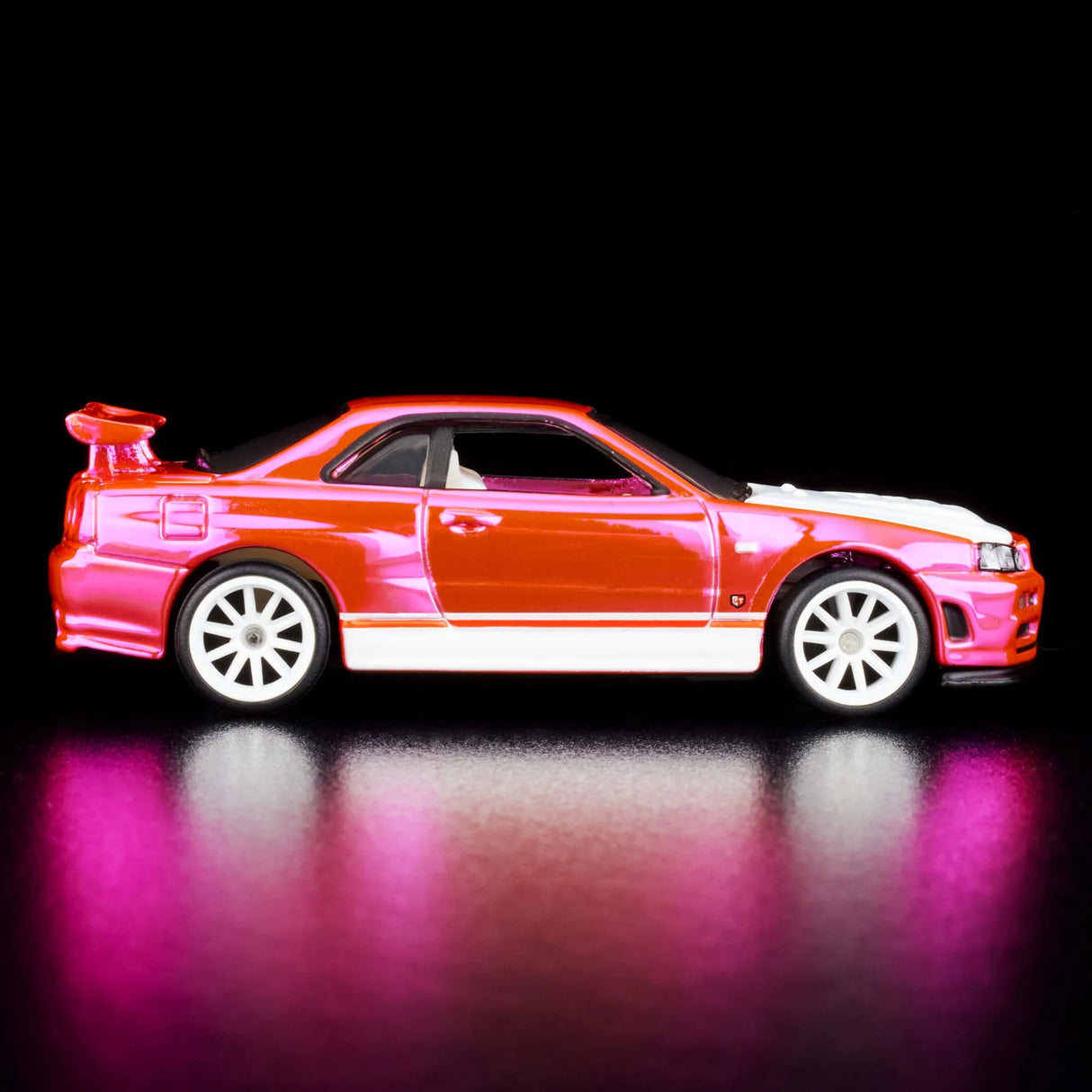 RLC Nissan Skyline GT-R R34 Pink Edition