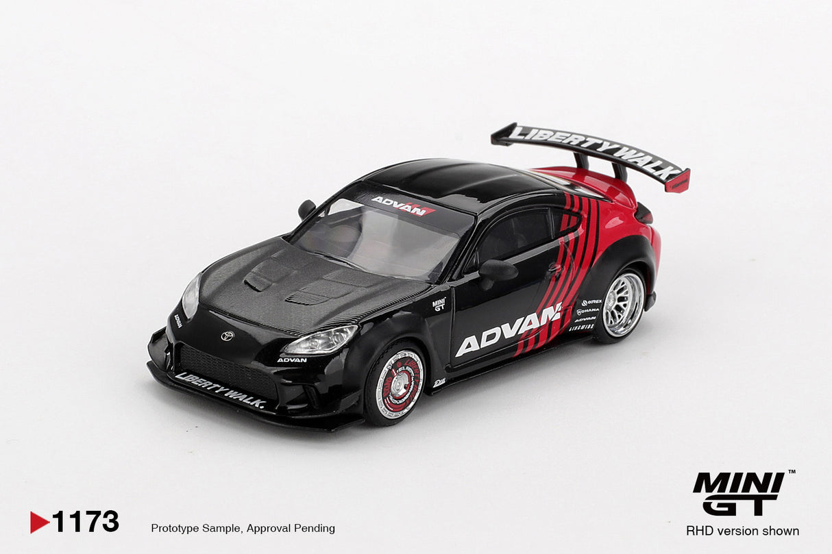 Preorder 17.08.26 Toyota GR86 LB★Nation Advan MGT01173