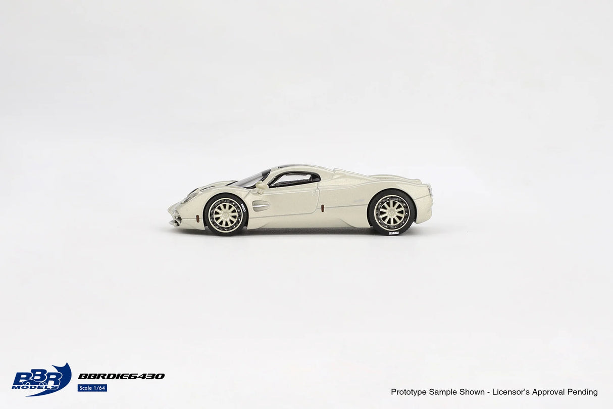 Pagani Utopia Presentation Grigio Rinascimento