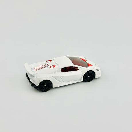 Lamborghini Sesto Elemento White loose