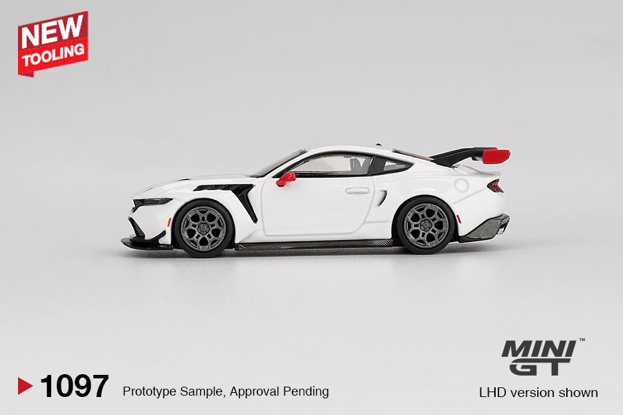 Preorder 17.08.26 Ford Mustang GTD Spirit of America MGT01097