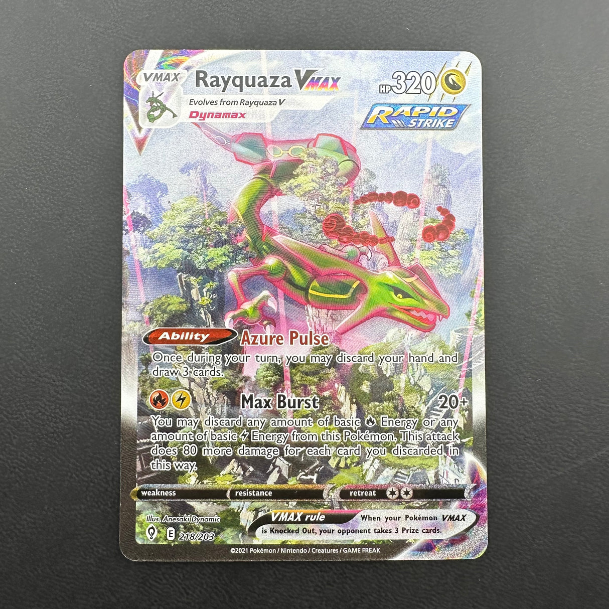 Rayquaza VMAX 218/203 NM