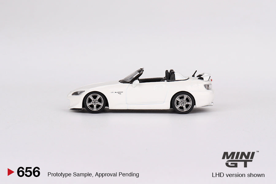 Honda S2000 (AP2) CR Grand Prix White MGT00656