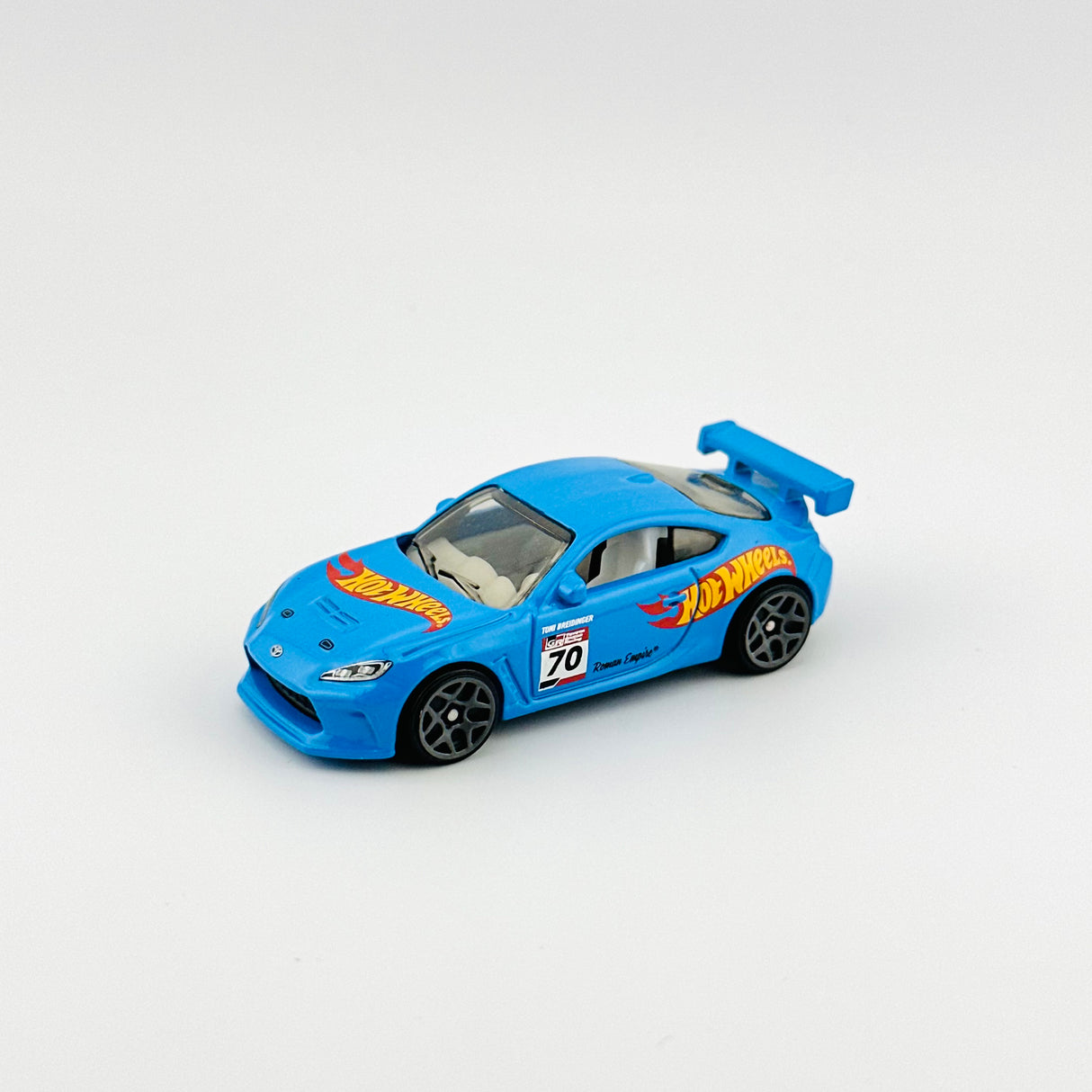 Toyota GR86 loose