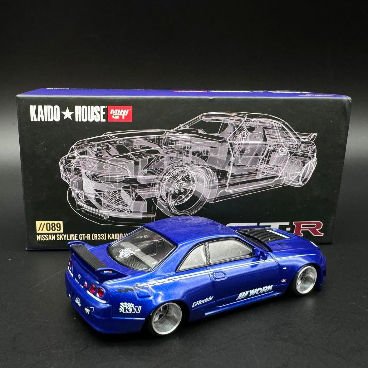 Nissan Skyline GT-R (R33) Kaido Works V2 KHMG089