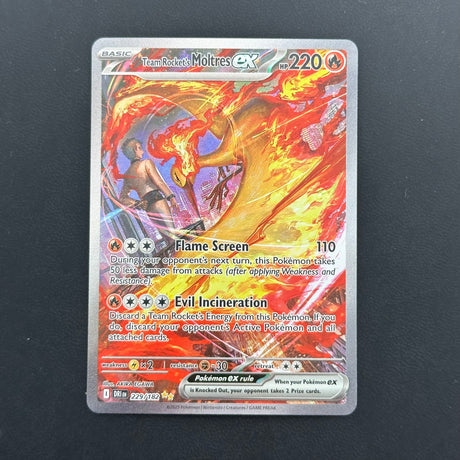 Moltres del Team Rocket 229/182 NM