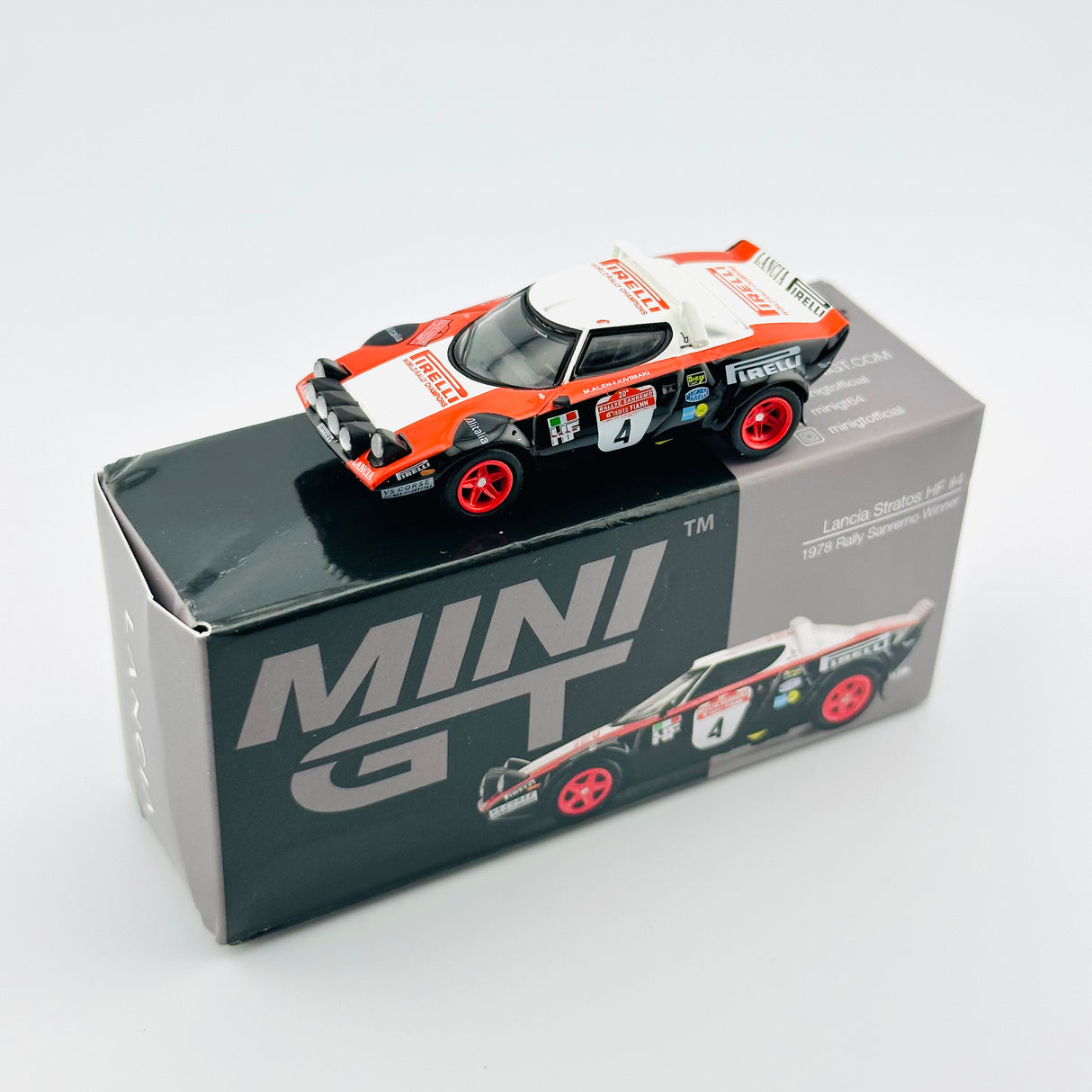 Lancia Stratos HF #4 1978 Rally Sanremo Winner MGT01084 (Verpackung beschädigt)