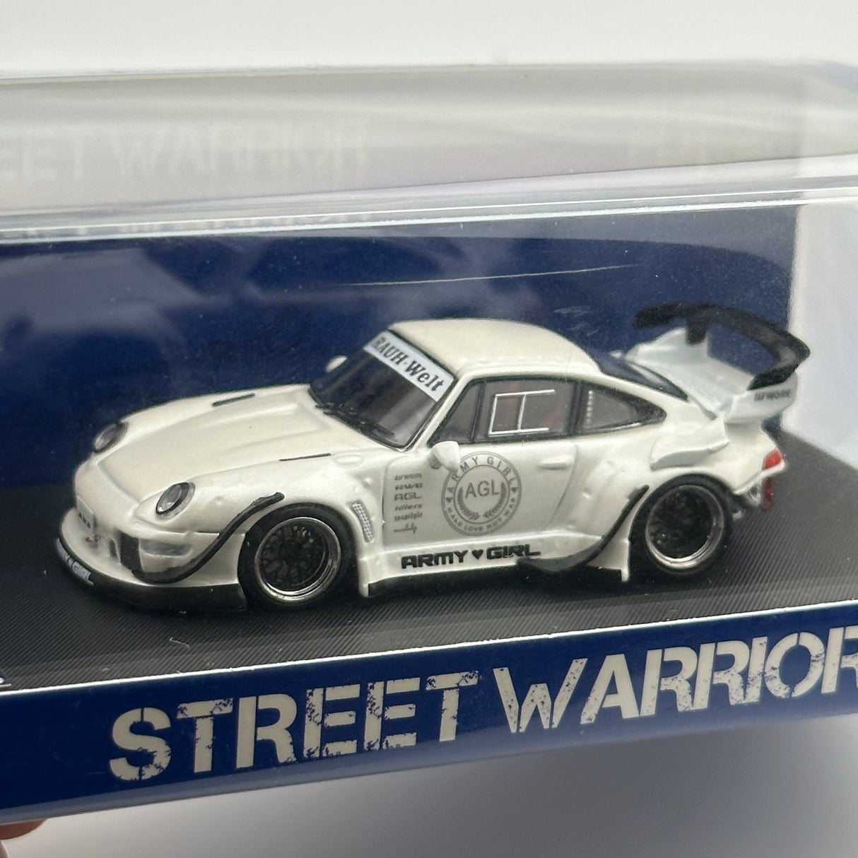 Porsche RWB 993 White