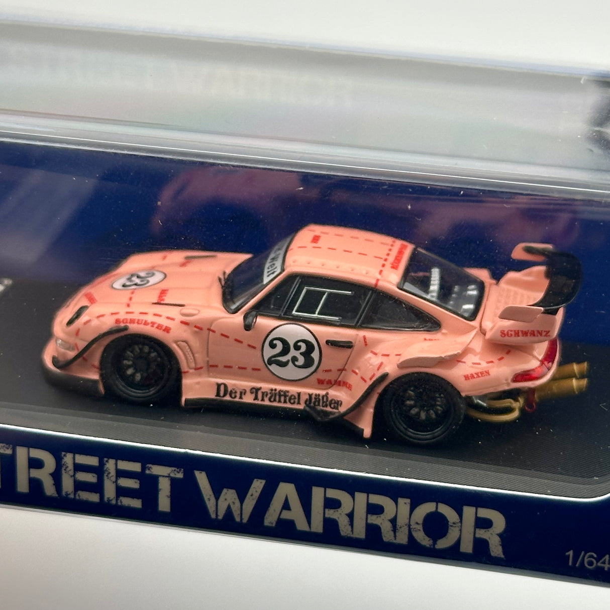 Porsche RWB 993 Pink Pig