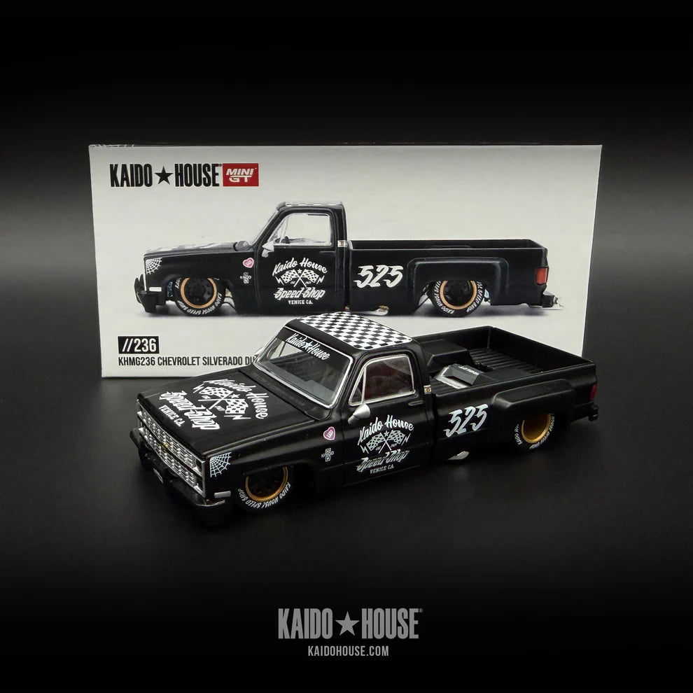 Preorder 30.09.26 Chevrolet Silverado Dually Hot Rod V1 KHMG236