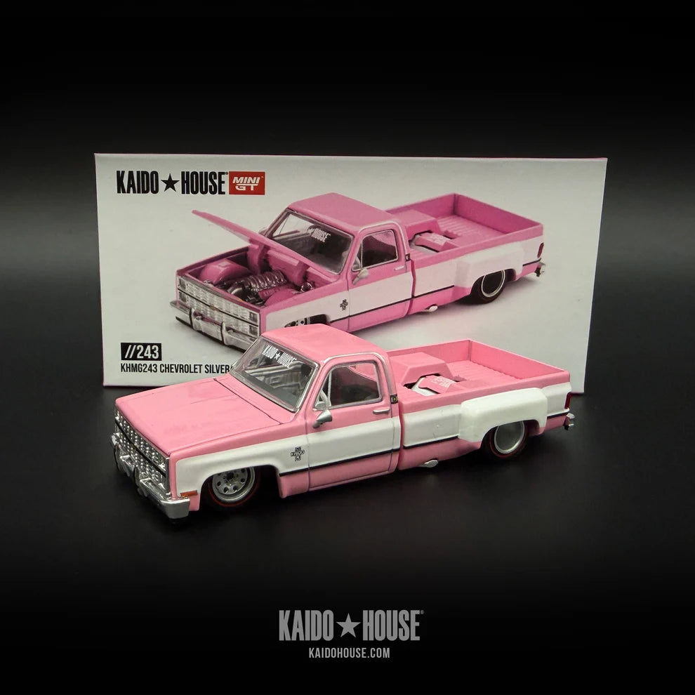Preorder 30.09.26 Chevrolet Silverado Dually Vintage Spec V2 KHMG243