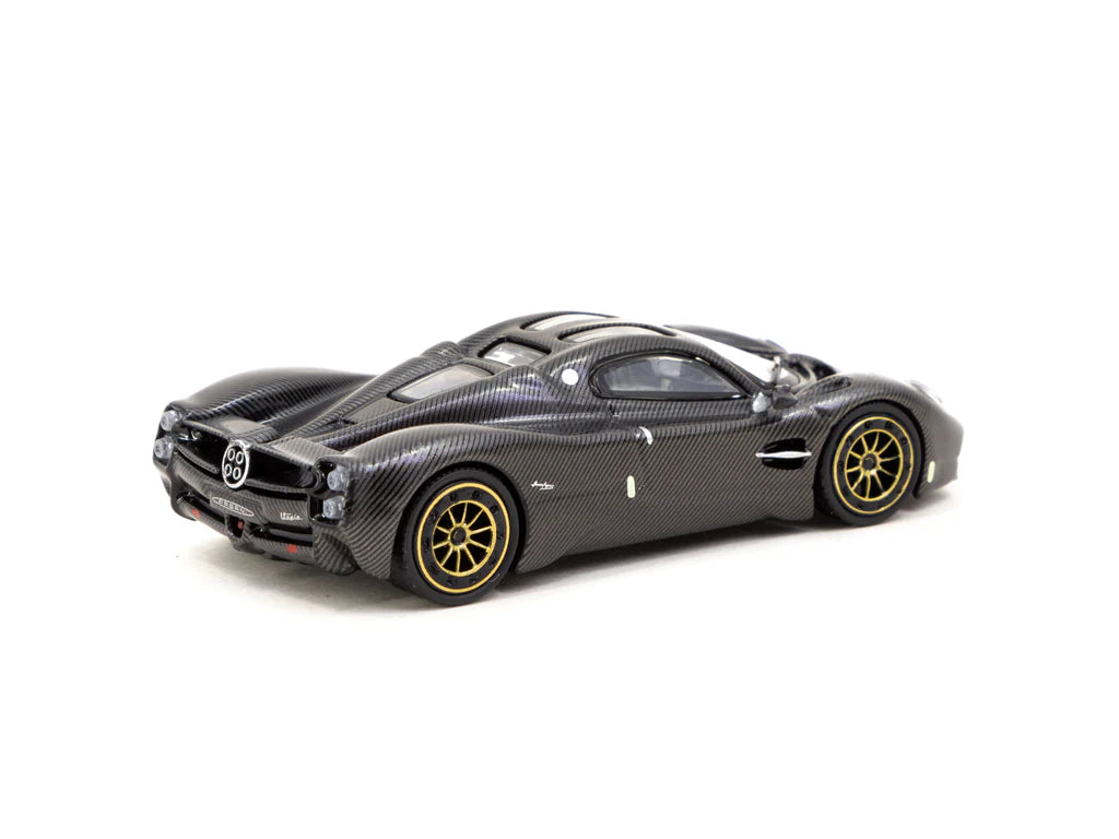 Pagani Utopia Black Carbon Fiber