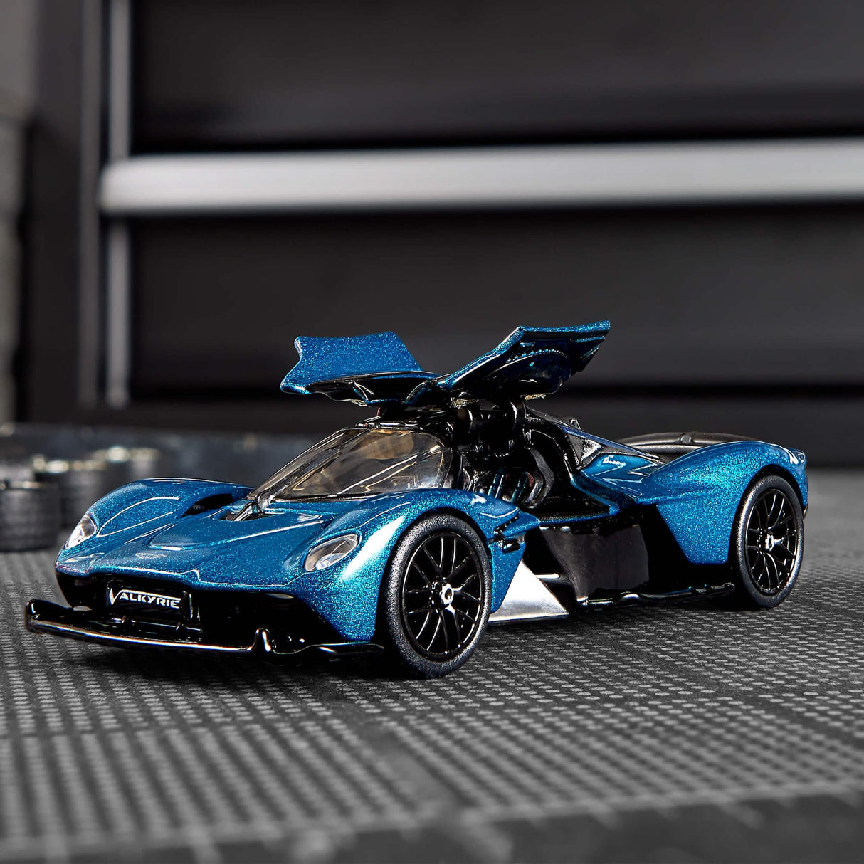 RLC Elite 64 Aston Martin Valkyrie