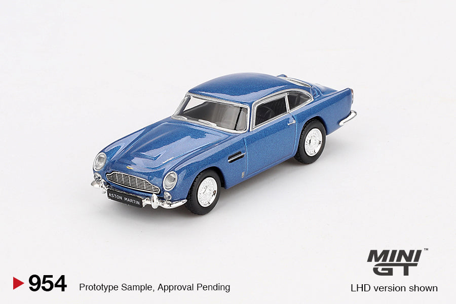 Aston Martin DB5 Sierra Blue MGT00954