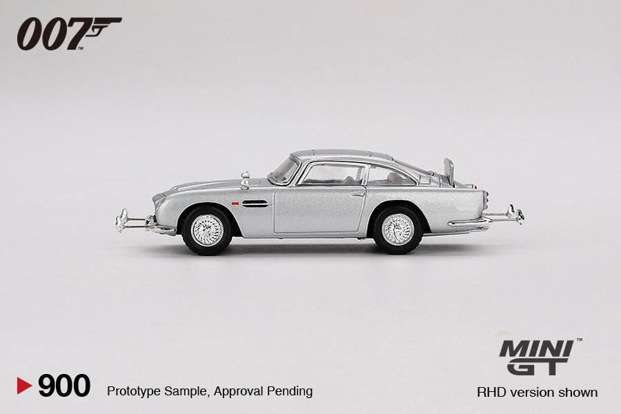 Aston Martin DB5 “Goldfinger” MGT00900-007E