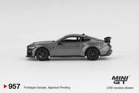 Ford Mustang Dark Horse 2024 Gris Carbonisé MGT00957