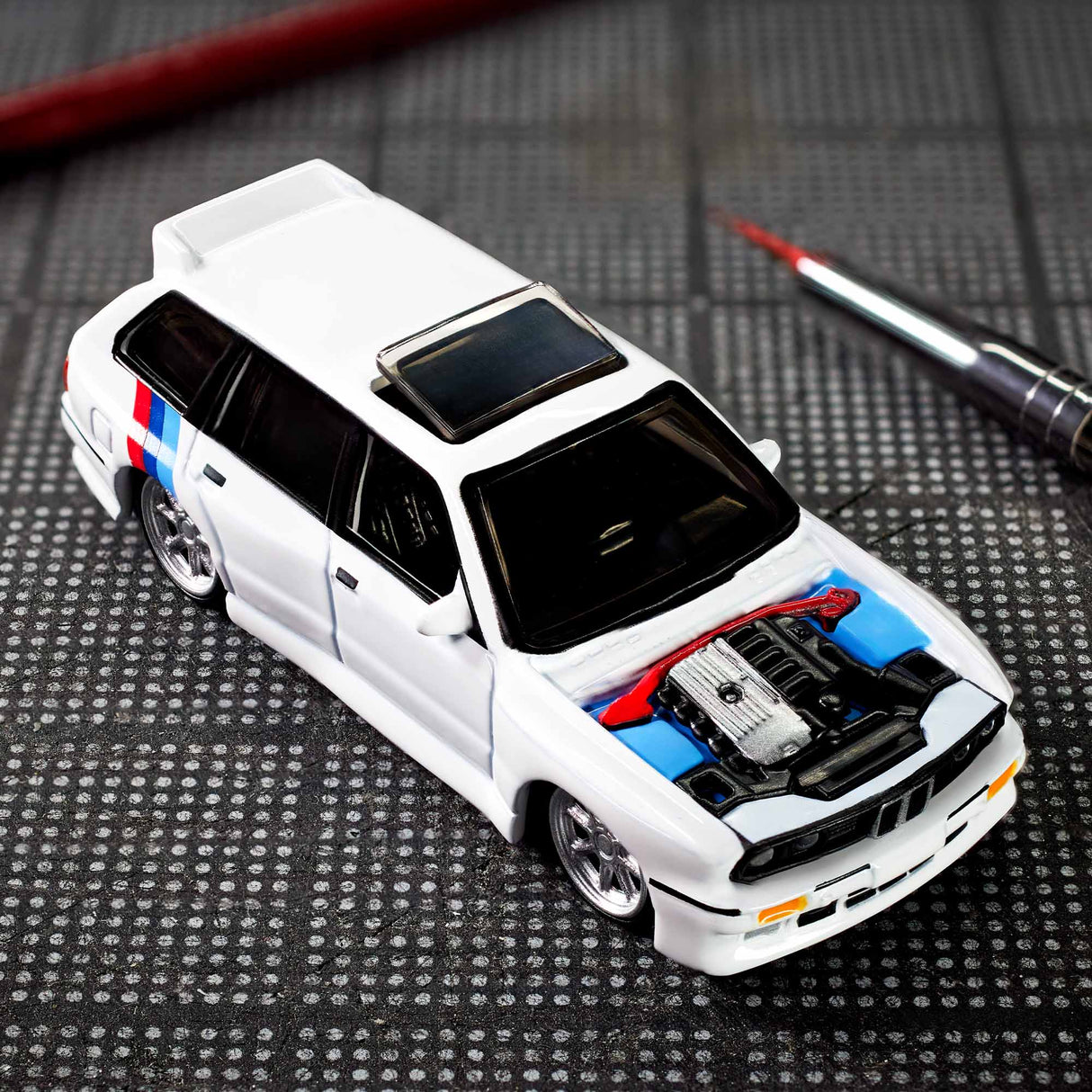 RLC Elite 64 BMW 318i Touring